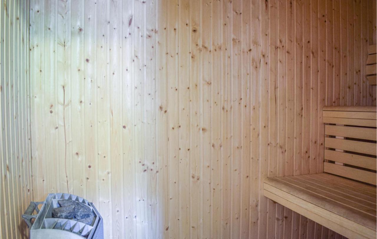 Amazing Home In Nedstrand With 5 Bedrooms, Sauna And Wifi Eksteriør bilde